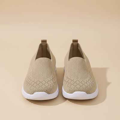 Ceyla™ | Póntelas y listo – sin cordones, sin molestias