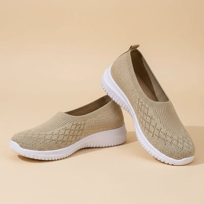 Ceyla™ | Póntelas y listo – sin cordones, sin molestias